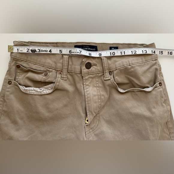 Lucky Brand Jeans 28x32 Beige 121 Slim Fit Medium Wash Preppy Stretch Denim - Picture 2 of 9